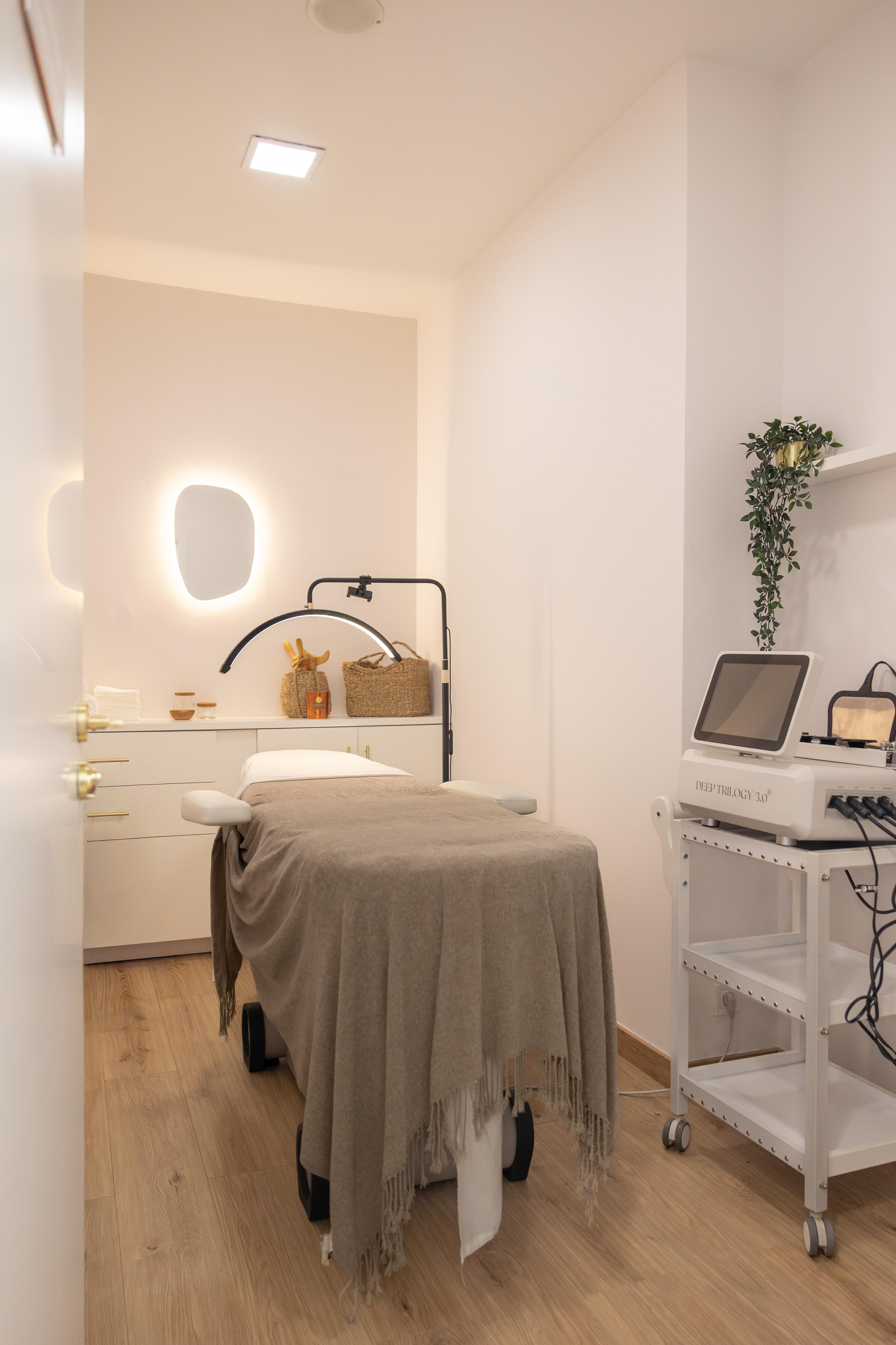 Del Cueto Skin Studio